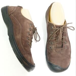 Keen brown leather lace up sneakers loafers 9